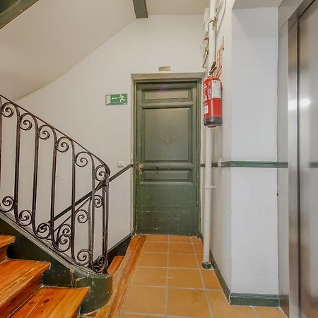 Modern Apt Para 6Pax En La Plaza De Tirso-Centro E1 Madrid Exterior photo